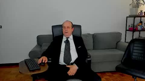 lajose52 online show from June 14, 2:41 pm