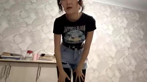 Snapshot of lakeishatimber chatting on September 24, 3:41 pm Luna online show from September 24, 3:41 pm