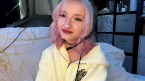 Elsa online show from April 27, 1:30 pm