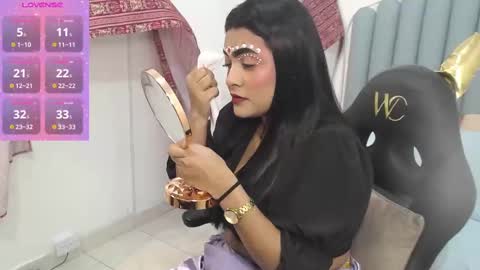 Laskhmirani online show from October 9, 11:59 am