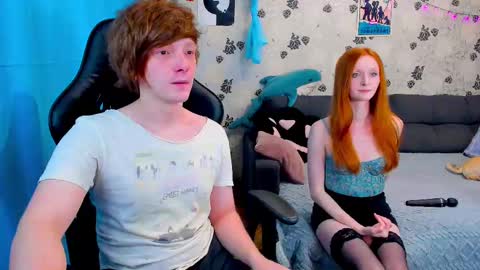 Snapshot of laksmrrr chatting on March 10, 9:45 am Lu  Alex online show from March 10, 9:45 am