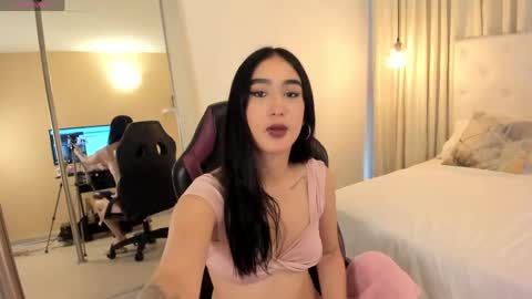 lala_demon online show from April 6, 12:17 pm