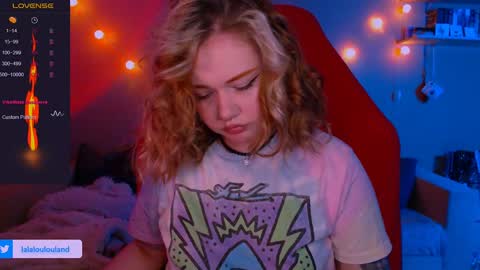 Nicky online show from December 26, 9:37 pm