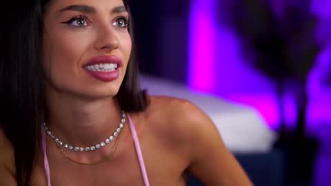 Snapshot of lalaroze chatting on September 10, 6:53 pm Lala online show from September 10, 6:53 pm