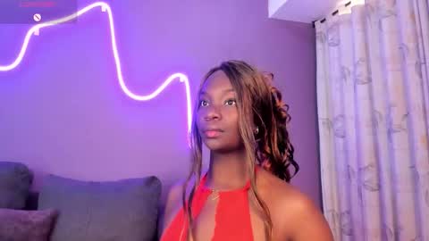 Snapshot of lana__beaux chatting on September 19, 8:12 pm online show from September 19, 8:12 pm