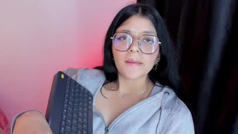 Snapshot of lana_dol chatting on March 5, 3:07 pm ... . . ... online show from March 5, 3:07 pm