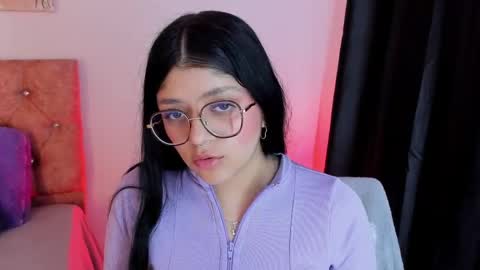 Snapshot of lana_dol chatting on March 7, 12:23 pm ... . . ... online show from March 7, 12:23 pm