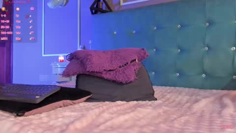 Angel  IG  online show from March 7, 1:27 am