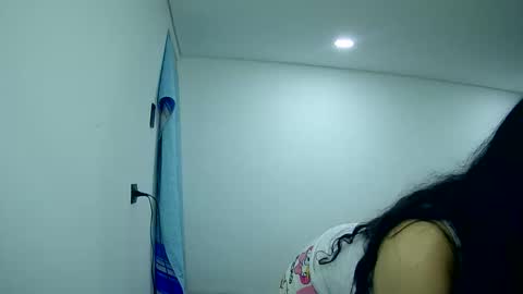 lanabee900 online show from April 16, 2:00 am