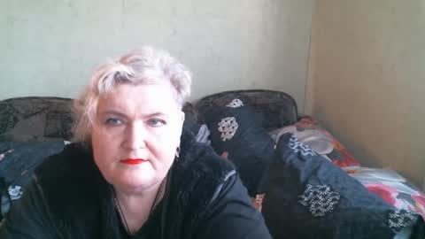 lanacat555 online show from October 30, 1:33 pm