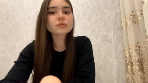 Alice online show from April 8, 2:09 pm