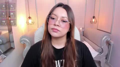 Snapshot of lanna18_ chatting on October 1, 12:04 pm Lanna online show from October 1, 12:04 pm