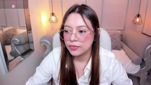 Snapshot of lanna18_ chatting on October 3, 12:24 pm Lanna online show from October 3, 12:24 pm