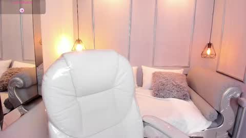 Snapshot of lanna18_ chatting on October 2, 12:15 pm Lanna online show from October 2, 12:15 pm