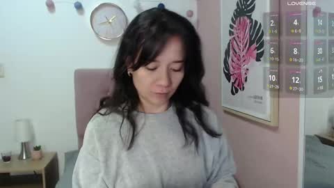 Lanna online show from September 18, 1:37 pm