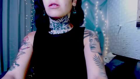 LANNIE   online show from March 26, 11:10 pm