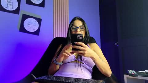 la paisita  online show from January 13, 4:39 am