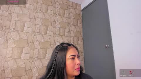 lapeligrosa_ online show from March 5, 12:22 pm