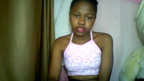 lara_belle online show from May 20, 2:30 am