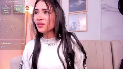Snapshot of lara_madisson chatting on February 18, 8:49 am Lara Madisson online show from February 18, 8:49 am