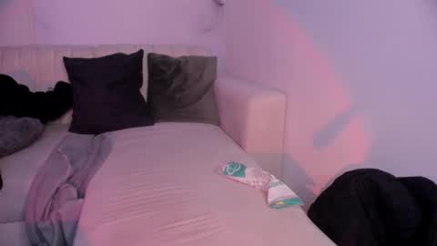 Snapshot of lara_madisson chatting on September 18, 7:01 am Lara Madisson online show from September 18, 7:01 am