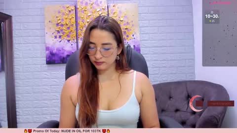 Snapshot of lara_martin chatting on February 18, 6:15 pm 700 200 online show from February 18, 6:15 pm