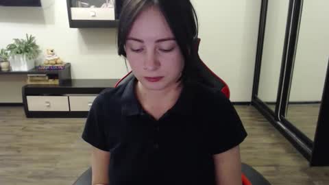 Laralianna online show from October 8, 2:23 pm