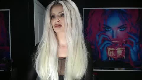 laras_moans online show from November 21, 10:35 am