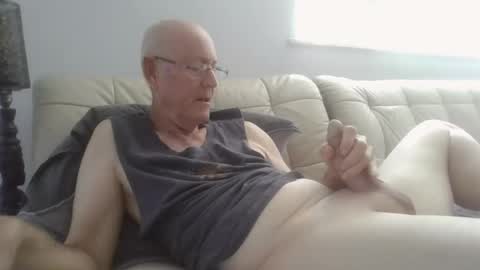 largerthan-   say hi on entry online show from April 6, 1:25 am