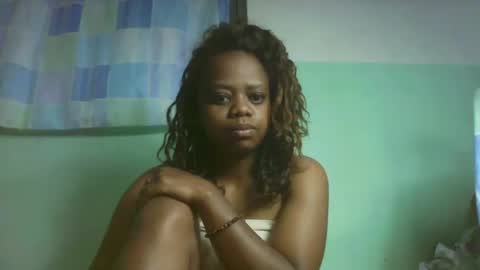 larissa645771 online show from November 8, 7:06 pm