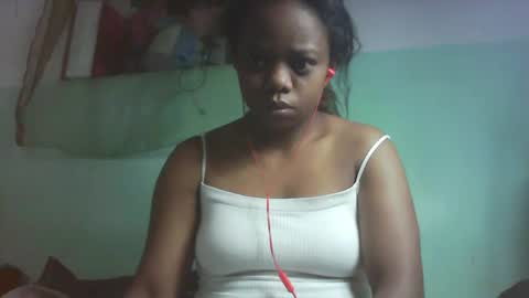 Snapshot of larissa645771 chatting on October 10, 4:07 am larissa645771 online show from October 10, 4:07 am