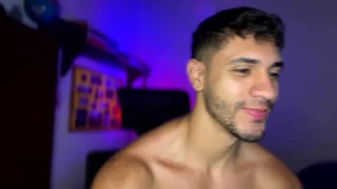 Snapshot of larry_jones chatting on January 31, 2:07 pm andrew online show from January 31, 2:07 pm