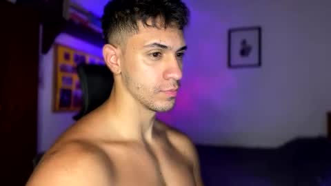 Snapshot of larry_jones chatting on February 28, 2:31 pm andrew online show from February 28, 2:31 pm