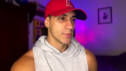 Snapshot of larry_jones chatting on February 10, 10:30 pm andrew online show from February 10, 10:30 pm