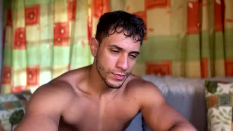 Snapshot of larry_jones chatting on March 11, 3:02 pm andrew online show from March 11, 3:02 pm