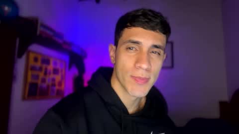 Snapshot of larry_jones chatting on February 9, 11:15 pm andrew online show from February 9, 11:15 pm