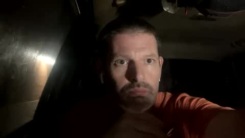 larrythelover23 online show from April 14, 6:27 am