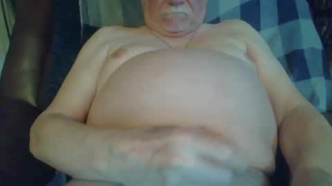 larryw01 online show from September 14, 7:26 pm