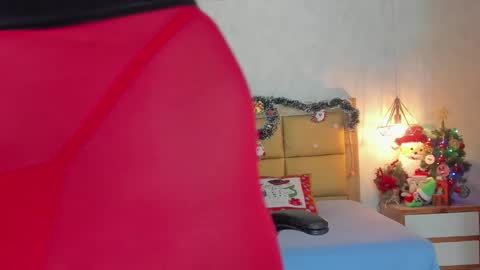  MIA  online show from December 22, 12:23 pm