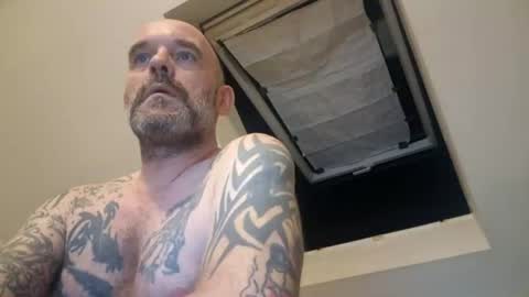 larsvegas1895 online show from July 1, 11:13 pm