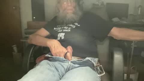 cris online show from December 3, 2:23 am