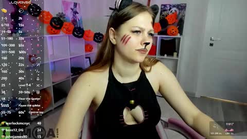 Leslie GTM2 Mon Tue Sat  0300am-1000am Thu and Sun 0900am-1600pm. online show from October 31, 1:28 am