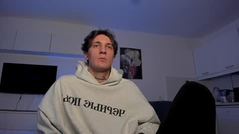 acie online show from January 26, 6:07 am