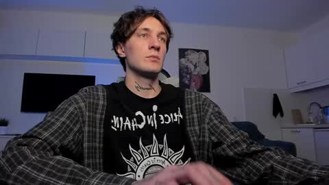 acie online show from February 8, 4:04 pm