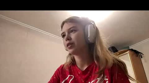 Linet online show from April 7, 9:11 am