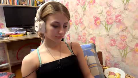 Amelia online show from February 7, 10:07 am