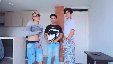 Snapshot of latin_naughty_boys chatting on September 26, 4:15 pm latin_naughty_boys online show from September 26, 4:15 pm