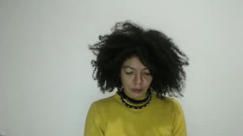 Snapshot of latinadreamy chatting on October 19, 1:43 am Latinacoka online show from October 19, 1:43 am