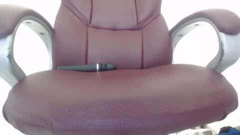 latinaprohibida online show from April 10, 7:07 pm