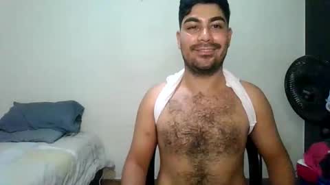 LATINHAYRIBOY online show from March 5, 4:21 am